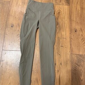 Lululemon Fast and Free High Rise Legging Size 0